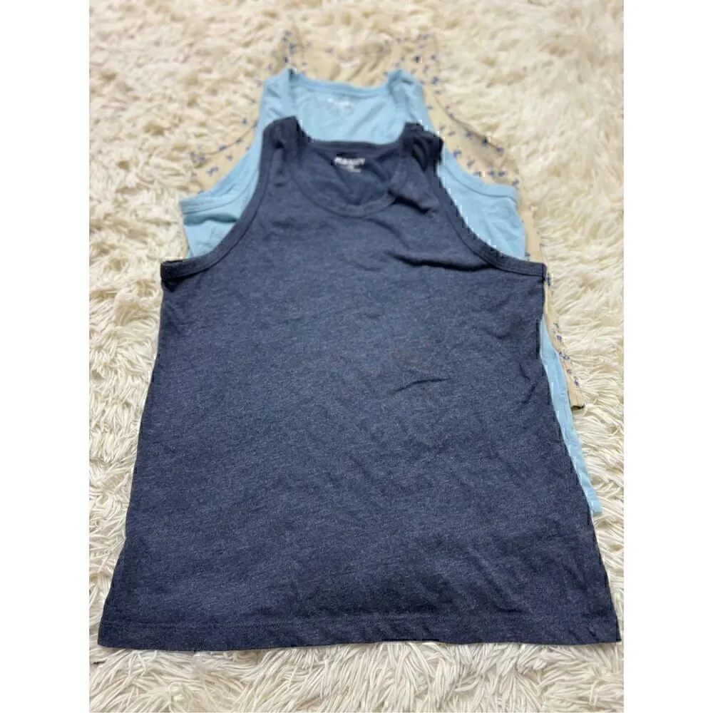 EUC 4 piece Size 8 Boys Tank Top Bundle by Old Navy